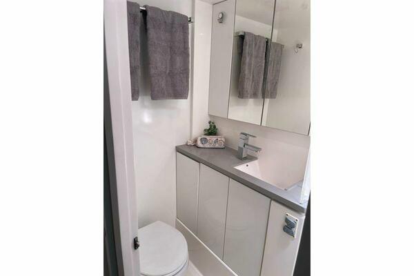 Side By Side 45ft Leopard Yacht For Sale