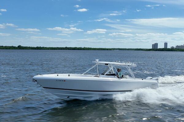 40ft Intrepid Yacht For Sale