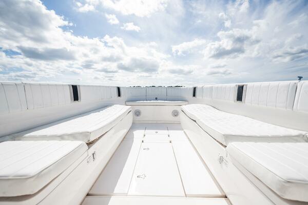 40ft Intrepid Yacht For Sale