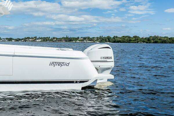 Intrepid 400 Open Yacht For Sale