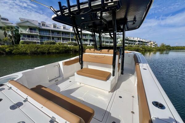 30ft Robalo Yacht For Sale