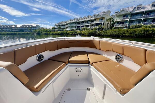 30ft Robalo Yacht For Sale