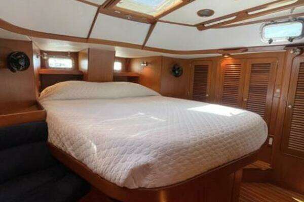 Hylas 49 Yacht For Sale