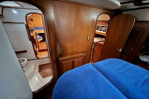 Hylas 49 Yacht For Sale