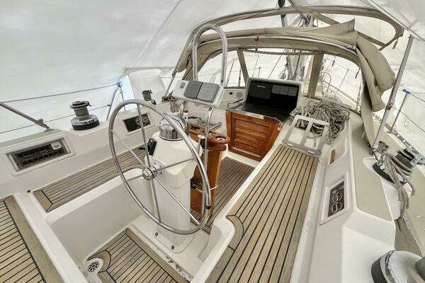 Hylas 49 Yacht For Sale
