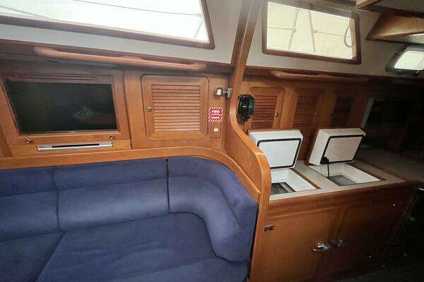 Hylas 49 Yacht For Sale