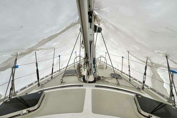 Hylas 49 Yacht For Sale