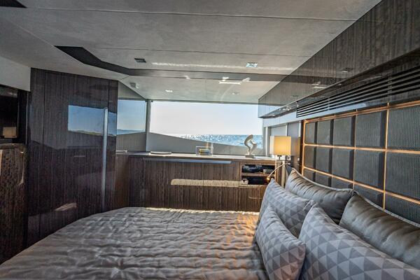 53ft Galeon Yacht For Sale