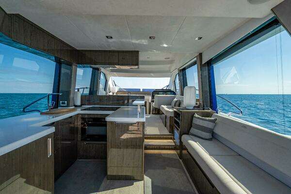 Galeon 500 Fly Yacht For Sale
