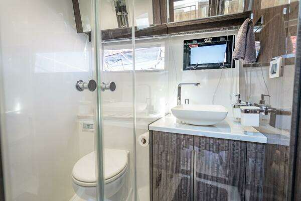 Galeon 500 Fly Yacht For Sale