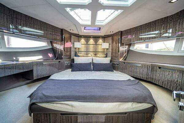 Galeon 500 Fly Yacht For Sale