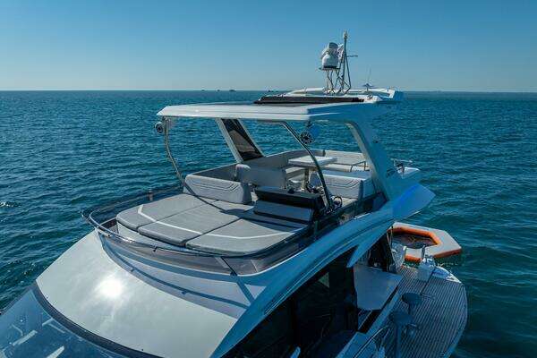 Galeon 500 Fly Yacht For Sale