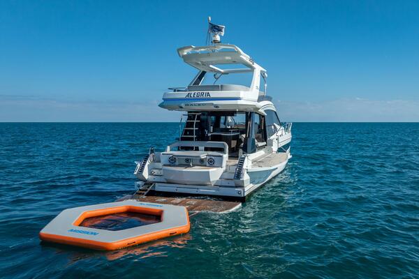 53ft Galeon Yacht For Sale