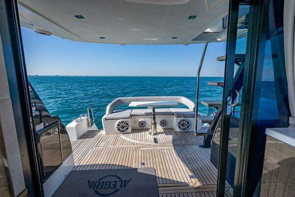 Galeon 500 Fly Yacht For Sale