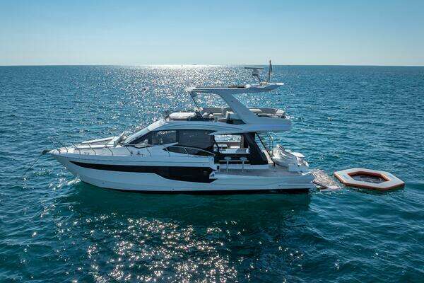 Galeon 500 Fly Yacht For Sale