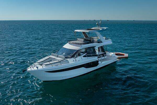 Galeon 500 Fly Yacht For Sale