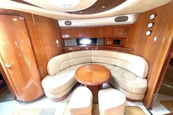 Photo of the 2007 Cranchi Mediterranee 50 HT "Saphir Bleu"