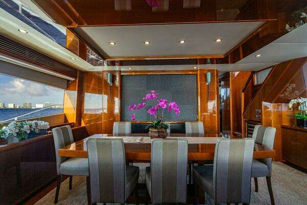 Princess 95 M/Y Yacht For Sale