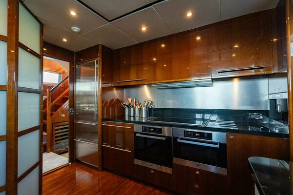 Oasis 95ft Princess Yacht For Sale