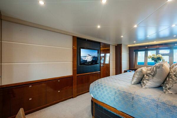 Oasis 95ft Princess Yacht For Sale