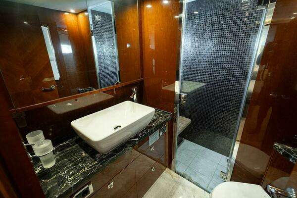 Princess 95 M/Y Yacht For Sale