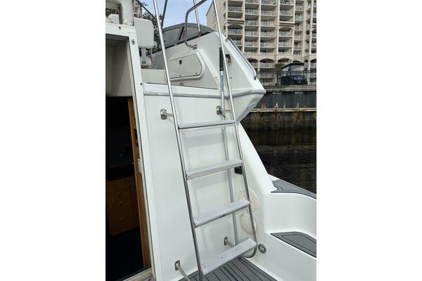 Limoncello 32ft Carver Yacht For Sale
