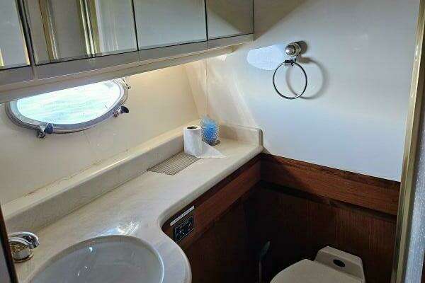 Johnson Flybridge Yacht For Sale