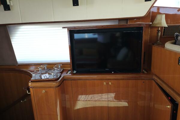 58ft Johnson Yacht For Sale