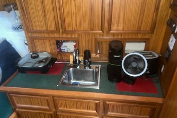 BAD HABITS 38ft Custom Yacht For Sale