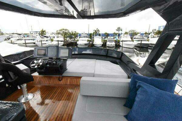 Okean 52 Flybridge Yacht For Sale