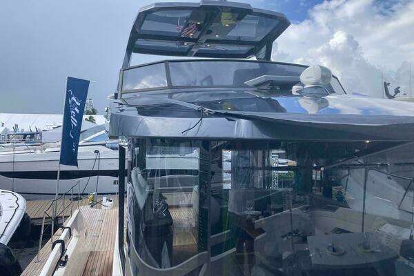 Okean 52 Flybridge Yacht For Sale