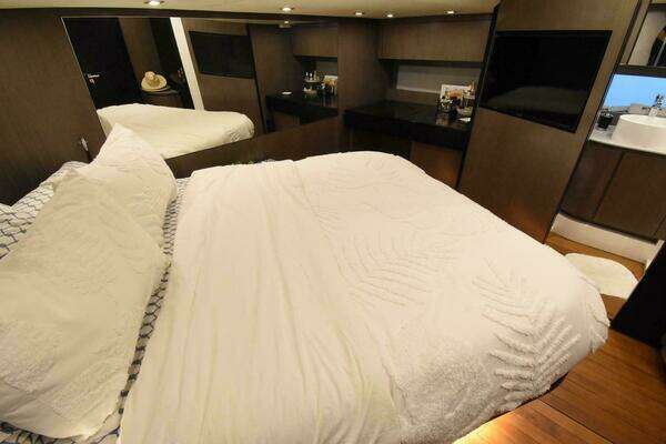 Okean 52 Flybridge Yacht For Sale