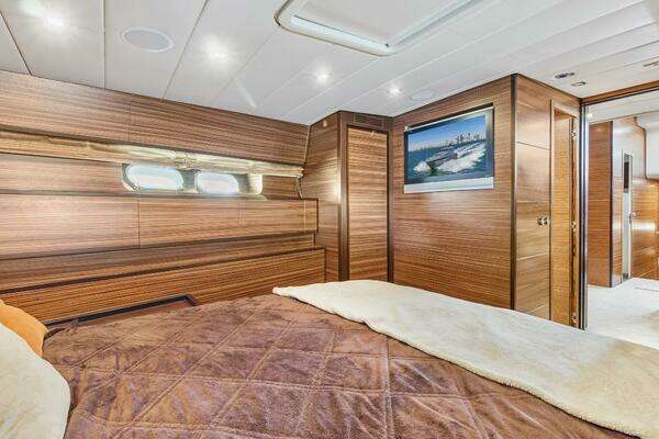 Arno Leopard 23 HT Yacht For Sale