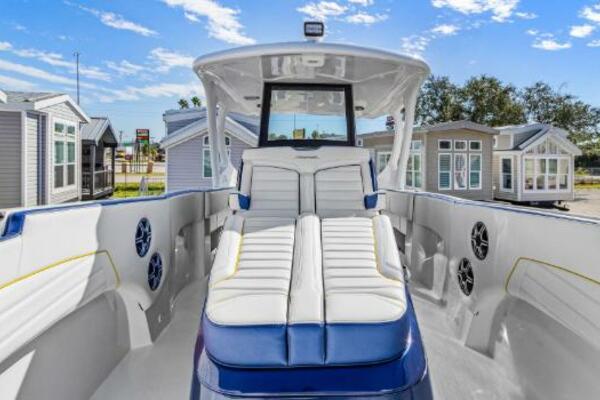 38ft Renegade Yacht For Sale