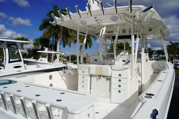 35ft Everglades Yacht For Sale
