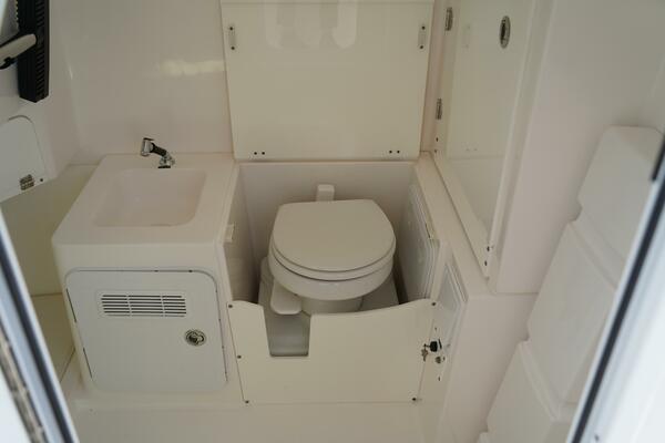 35ft Everglades Yacht For Sale