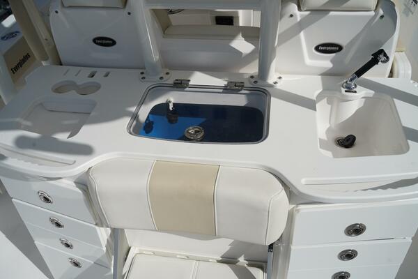 35ft Everglades Yacht For Sale