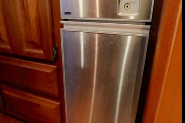 Sunshine State 48ft Viking Yacht For Sale