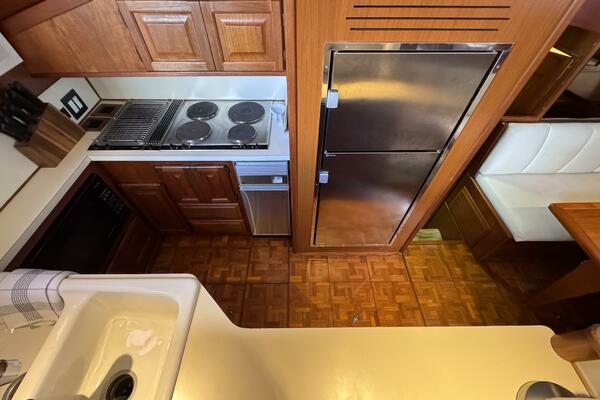 Sunshine State 48ft Viking Yacht For Sale