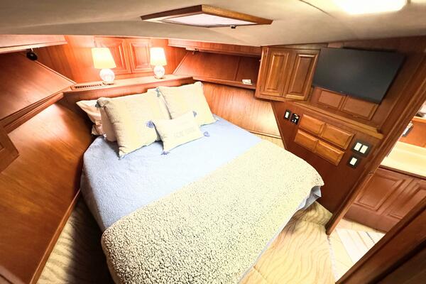 Sunshine State 48ft Viking Yacht For Sale