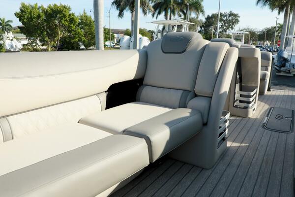 28ft Harris Yacht For Sale