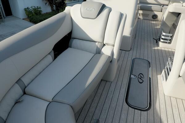 28ft Harris Yacht For Sale