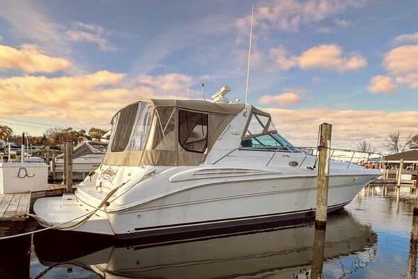 Lady Barb 40ft Sea Ray Yacht For Sale