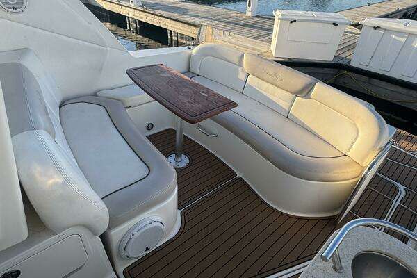 2011 Sea Ray 33