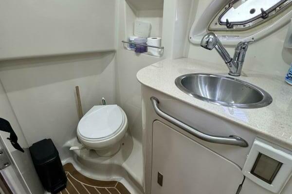 Pura Vida 33ft Sea Ray Yacht For Sale