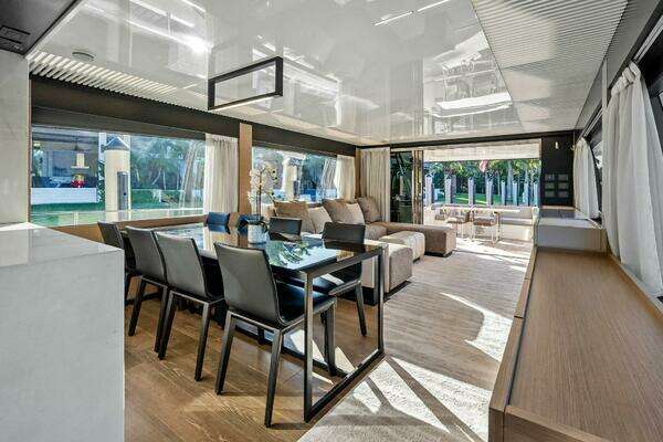 Ferretti Yachts 780 Yacht For Sale