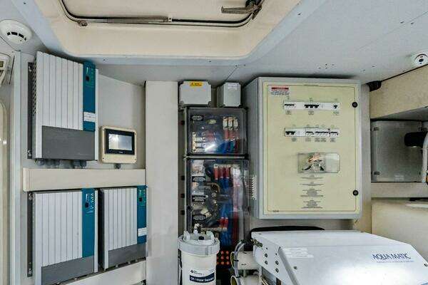 Ferretti Yachts 780 Yacht For Sale