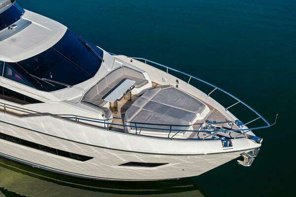 Ferretti Yachts 780 Yacht For Sale