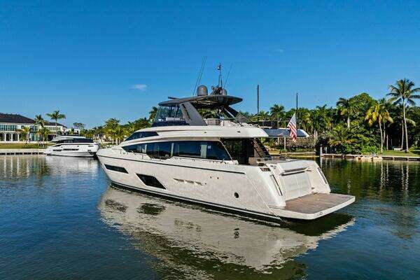 Ferretti Yachts 780 Yacht For Sale