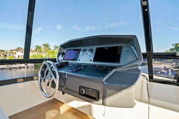 Ferretti Yachts 780 Yacht For Sale